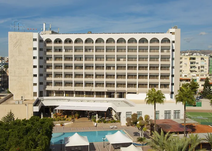 Ajax Hotel 4*