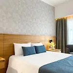 Ajax Hotel