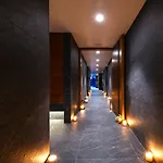 Ajax Hotel 4*