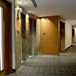 Ajax Hotel 4*