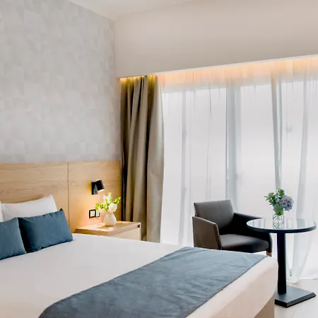 Ajax Hotel