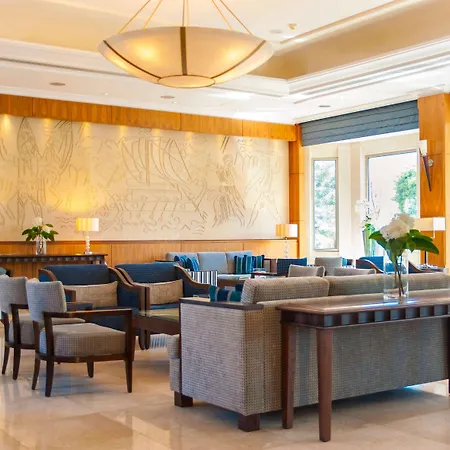 Ajax Hotel
