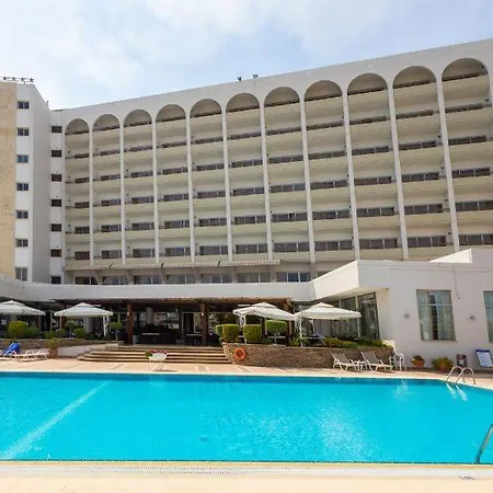 Ajax Hotel